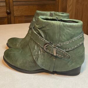 Sundance Olive Green Ankle Boots with Decorative Buckle